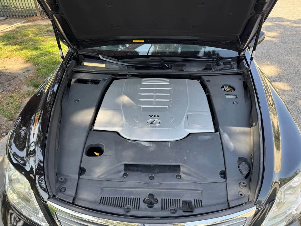 2007 Lexus LS 4th Gen - Image 14 of 20