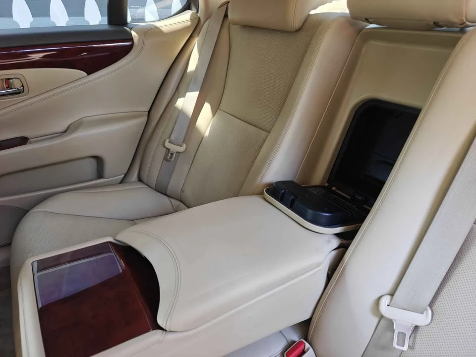 2007 Lexus LS 4th Gen - Image 18 of 20