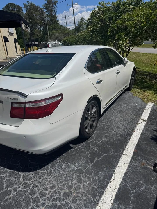 2007 Lexus LS 4th Gen - Image 6 of 9