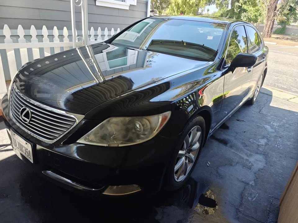 2007 Lexus LS 4th Gen - Image 2 of 20