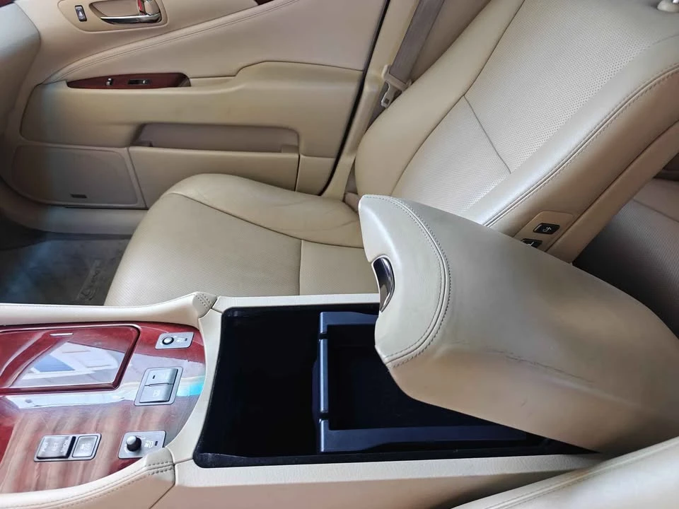 2007 Lexus LS 4th Gen - Image 12 of 20
