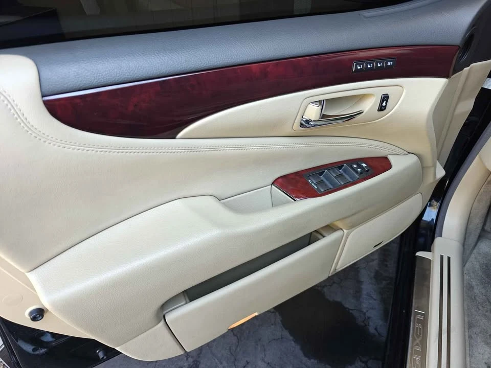 2007 Lexus LS 4th Gen - Image 16 of 20