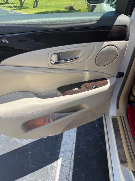 2007 Lexus LS 4th Gen - Image 3 of 9