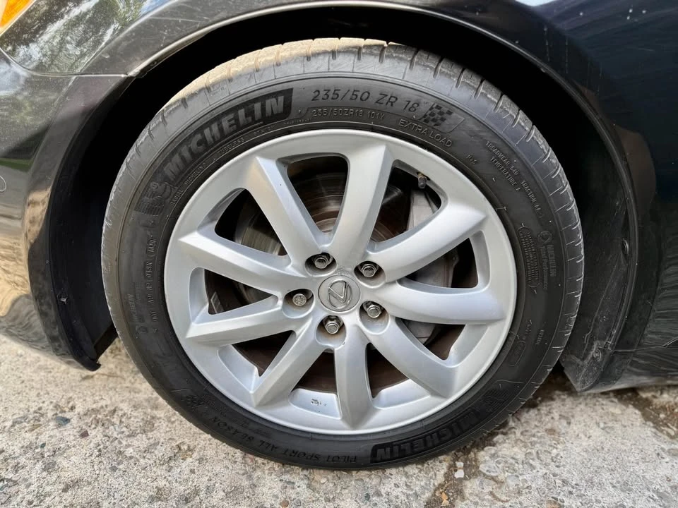 2007 Lexus LS 4th Gen - Image 10 of 15