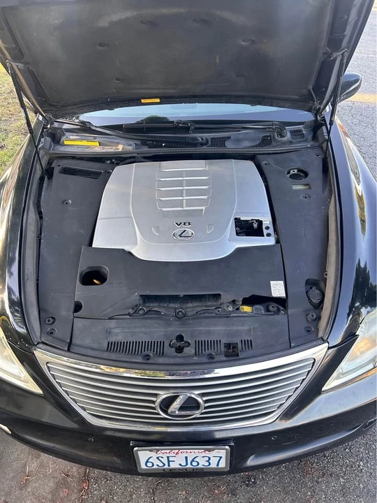 2007 Lexus LS 4th Gen - Image 11 of 12