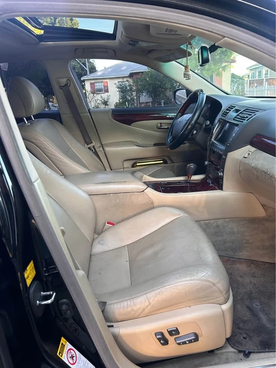 2007 Lexus LS 4th Gen - Image 10 of 12