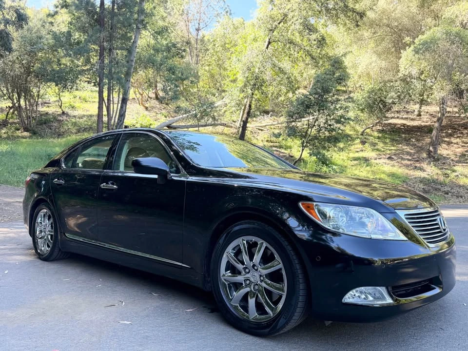 2007 Lexus LS 4th Gen - Image 5 of 16