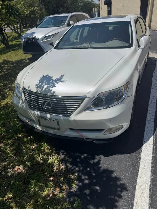 2007 Lexus LS 4th Gen - Image 9 of 9