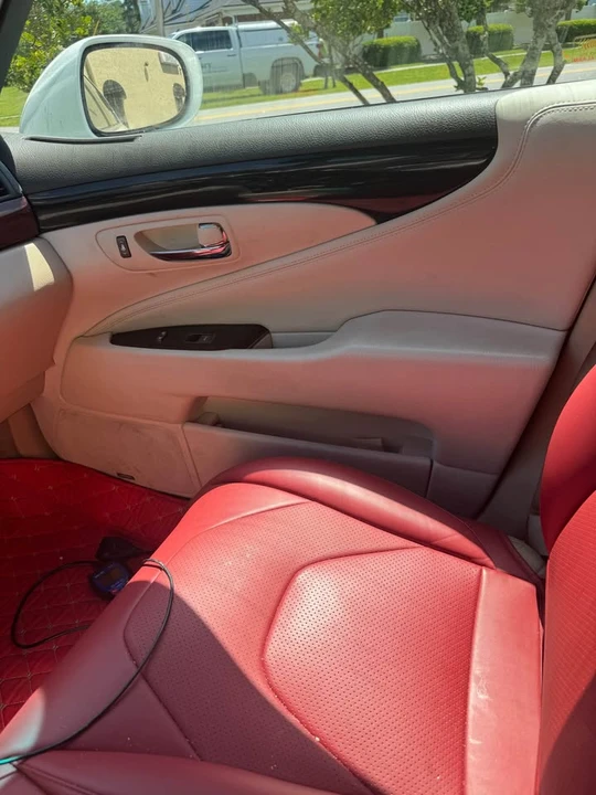 2007 Lexus LS 4th Gen - Image 2 of 9