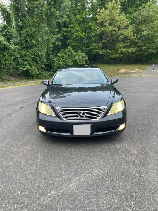 2007 Lexus LS 4th Gen - Image 7 of 19