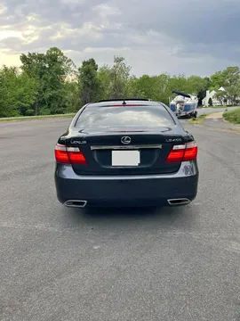 2007 Lexus LS 460 Sedan