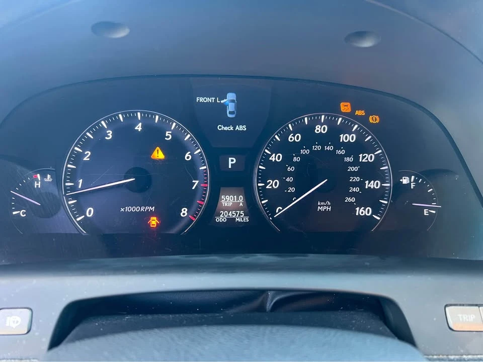 2007 Lexus LS 4th Gen - Image 15 of 18