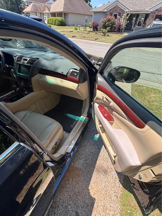 2007 Lexus LS 4th Gen - Image 16 of 18