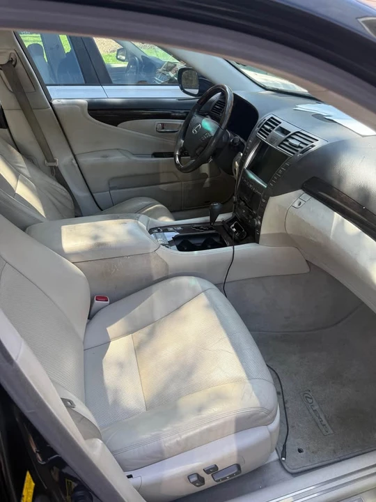 2007 Lexus LS 4th Gen - Image 6 of 8