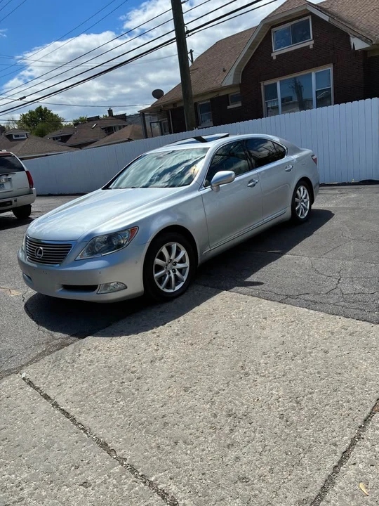 2007 Lexus LS 4th Gen - Image 7 of 10