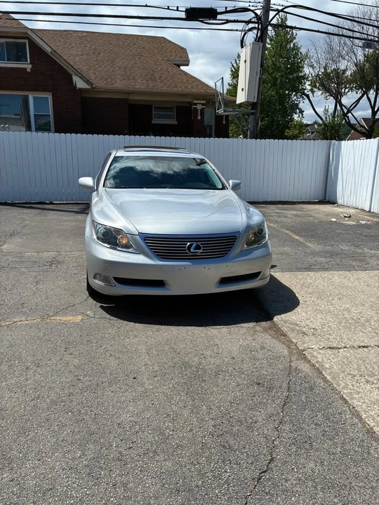 2007 Lexus LS 4th Gen - Image 3 of 10