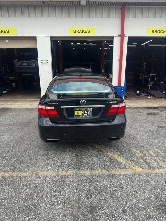 2007 Lexus LS 4th Gen - Image 2 of 4
