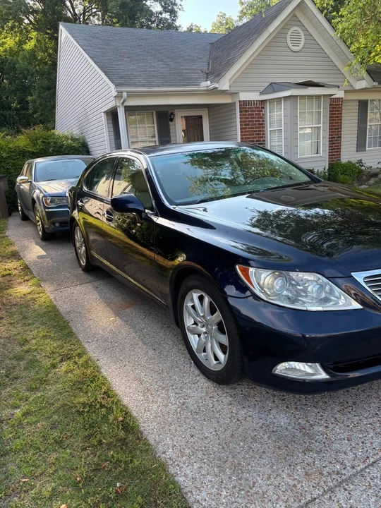 2007 Lexus LS 4th Gen - Image 9 of 18