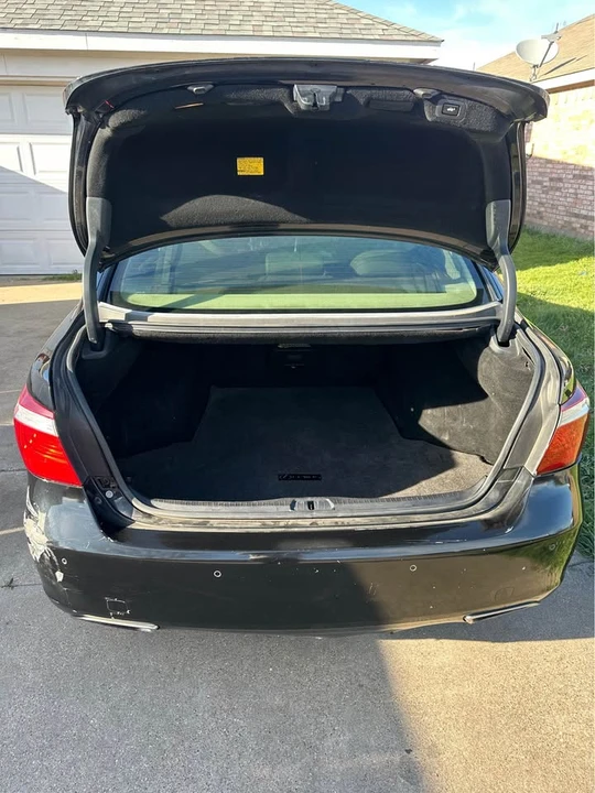 2007 Lexus LS 4th Gen - Image 9 of 20