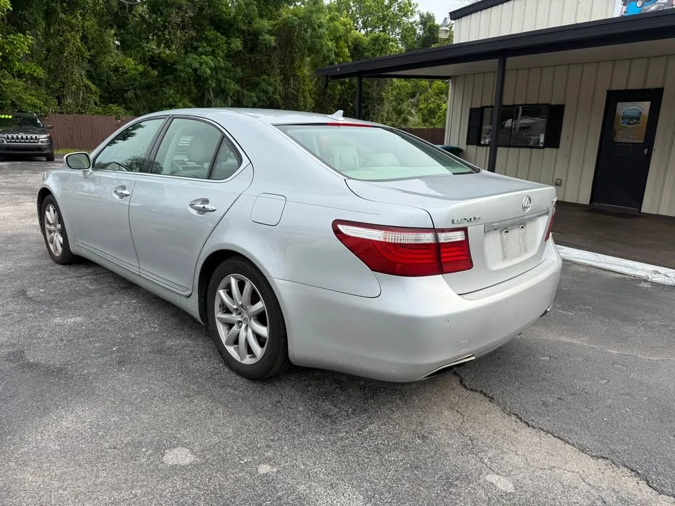 2007 Lexus LS 4th Gen - Image 7 of 18