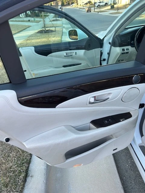 2007 Lexus LS 4th Gen - Image 6 of 13