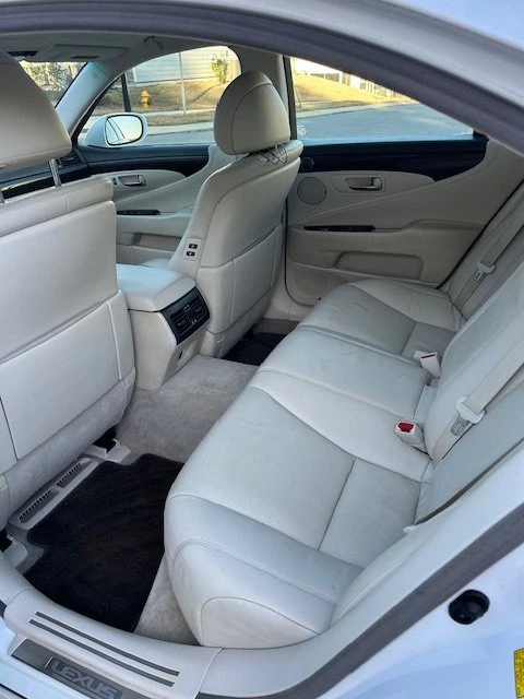 2007 Lexus LS 4th Gen - Image 7 of 13