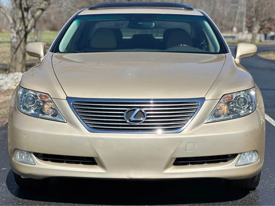 2007 Lexus LS 4th Gen - Image 2 of 19