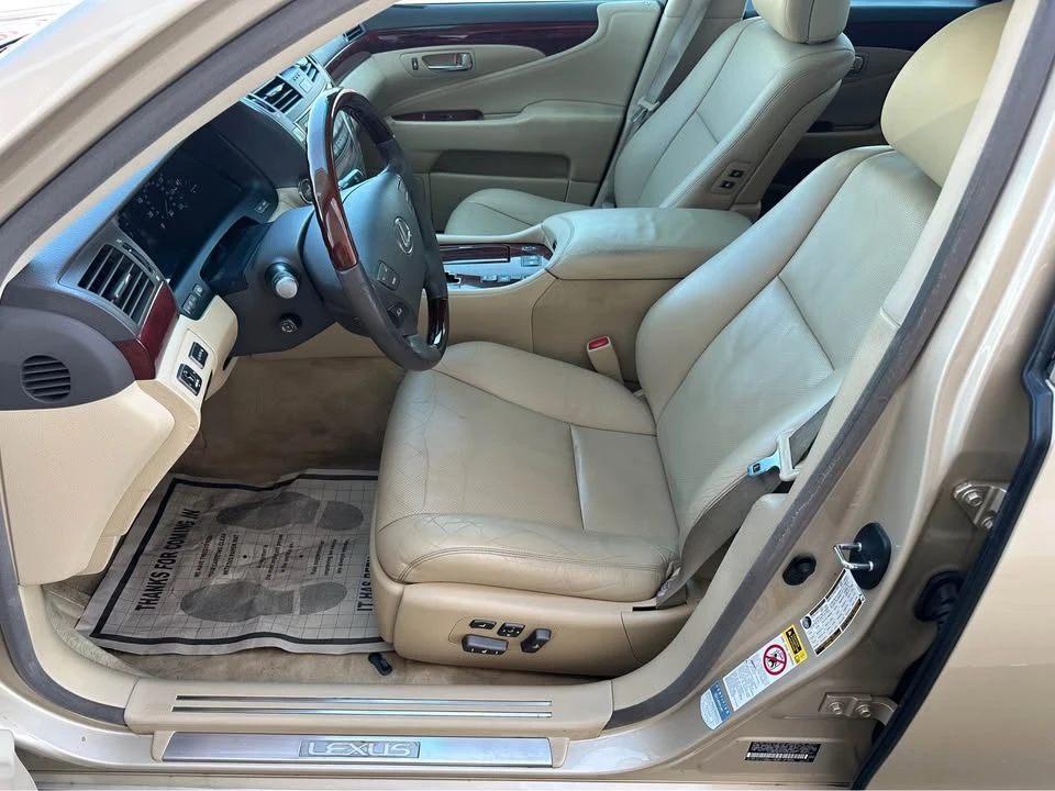 2007 Lexus LS 4th Gen - Image 11 of 19