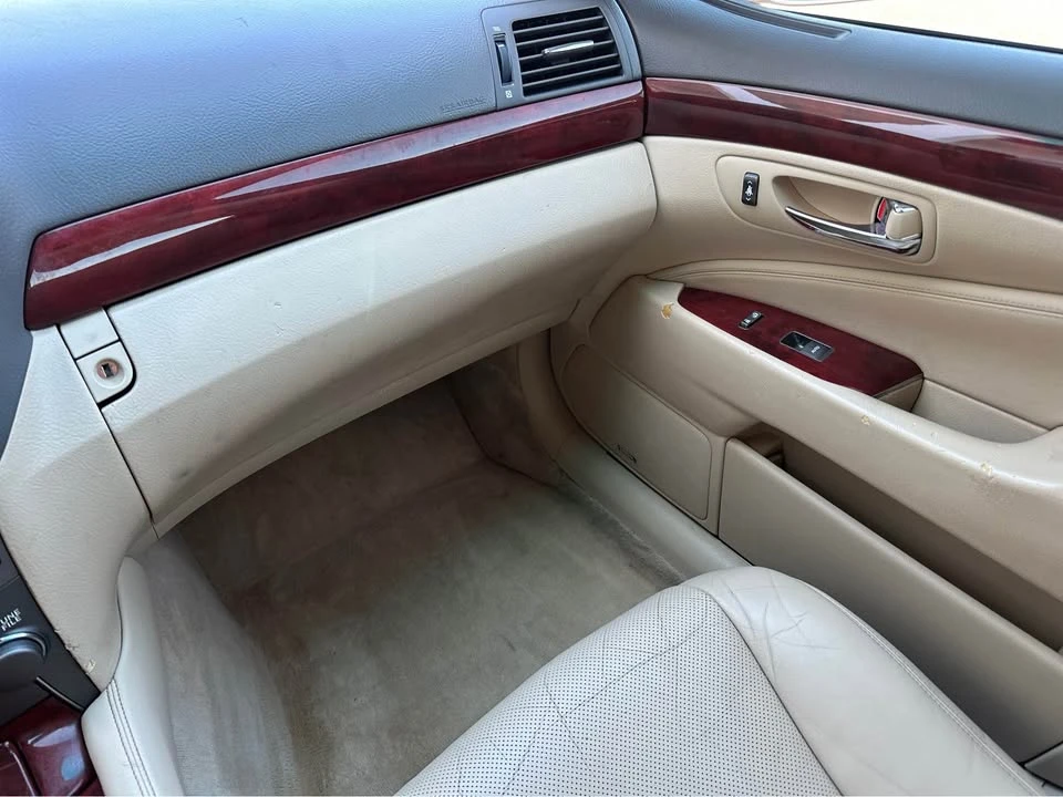 2007 Lexus LS 4th Gen - Image 19 of 19