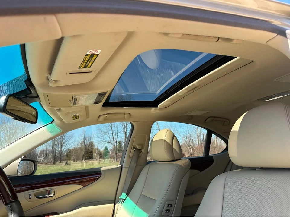 2007 Lexus LS 4th Gen - Image 10 of 19