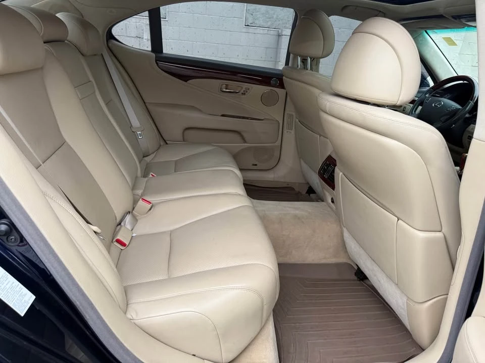 2007 Lexus LS 4th Gen - Image 13 of 20