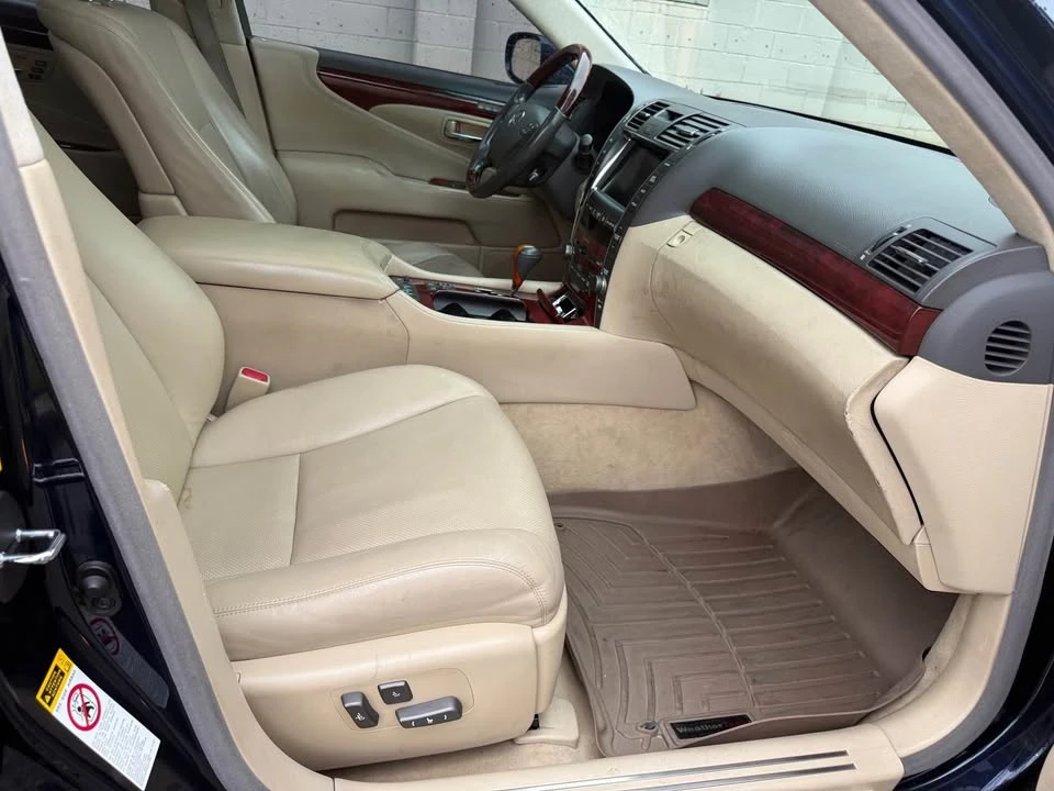 2007 Lexus LS 4th Gen - Image 14 of 20