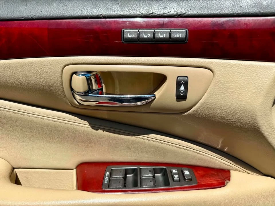 2007 Lexus LS 4th Gen - Image 19 of 20