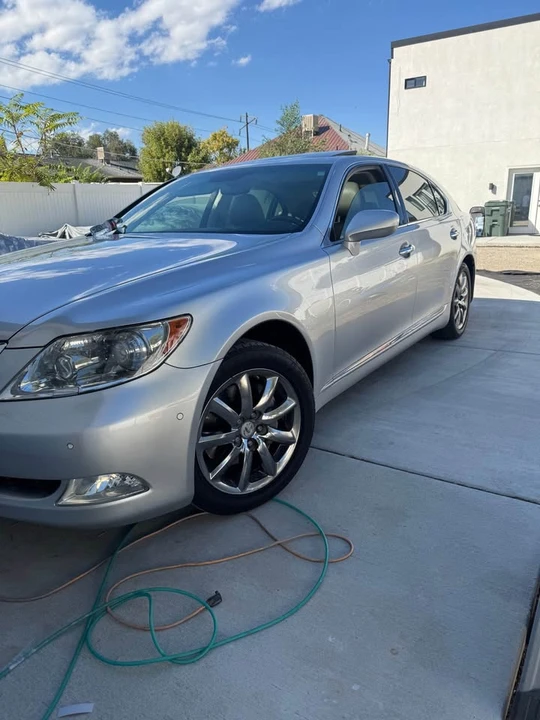 2007 Lexus LS 4th Gen - Image 4 of 10