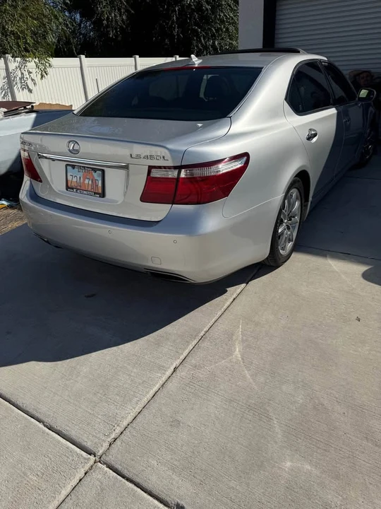 2007 Lexus LS 4th Gen - Image 2 of 10