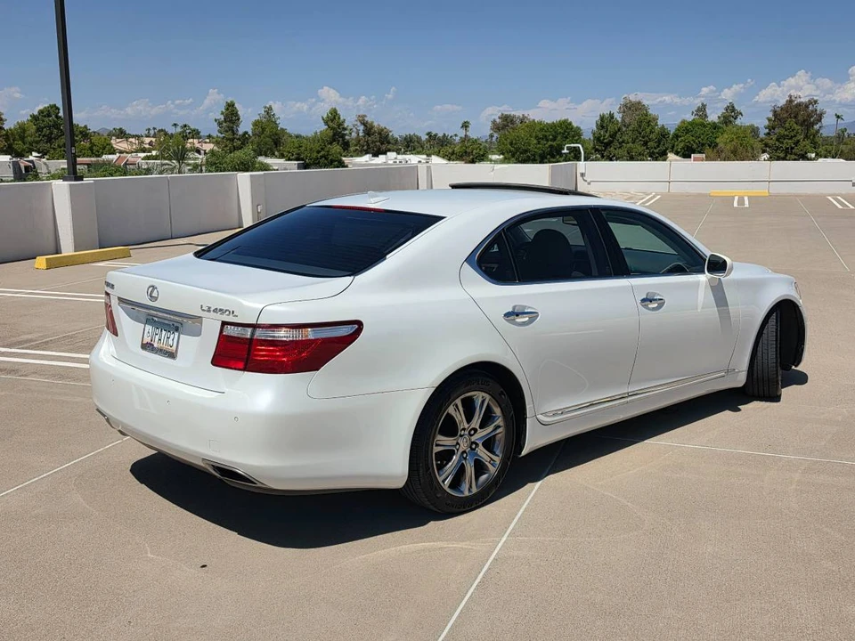 2007 Lexus LS 4th Gen - Image 4 of 21