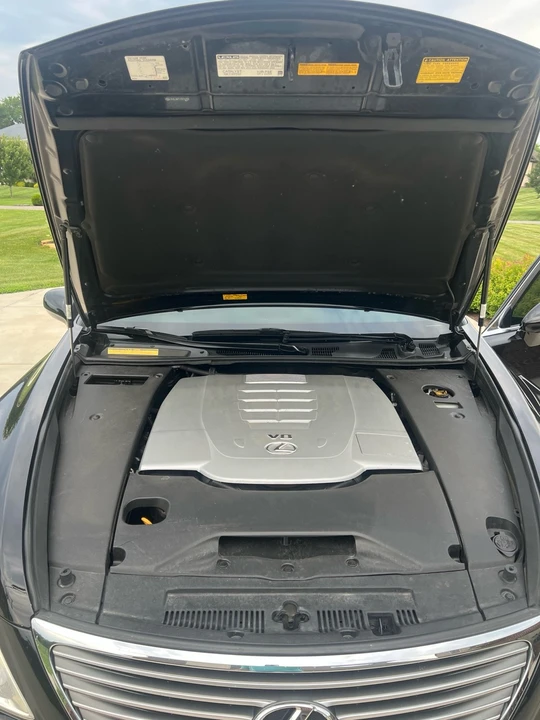 2007 Lexus LS 4th Gen - Image 11 of 26