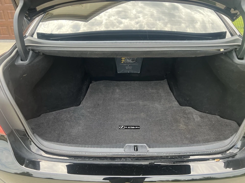 2007 Lexus LS 4th Gen - Image 16 of 26