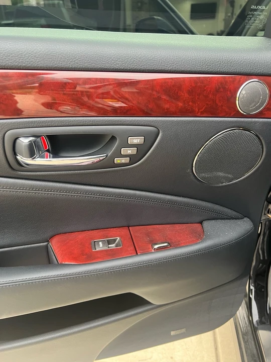 2007 Lexus LS 4th Gen - Image 21 of 26