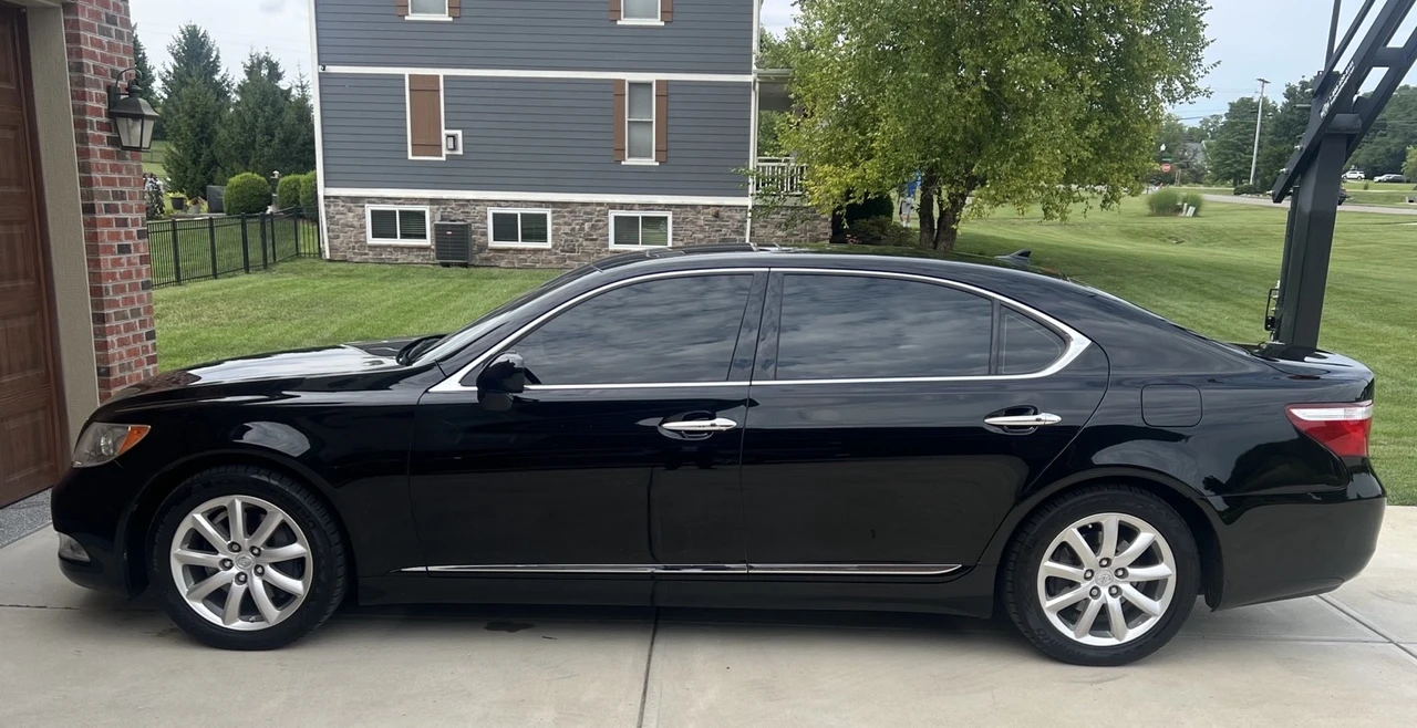 2007 Lexus LS 4th Gen - Image 6 of 26