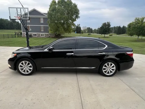 2007 Lexus LS 460L