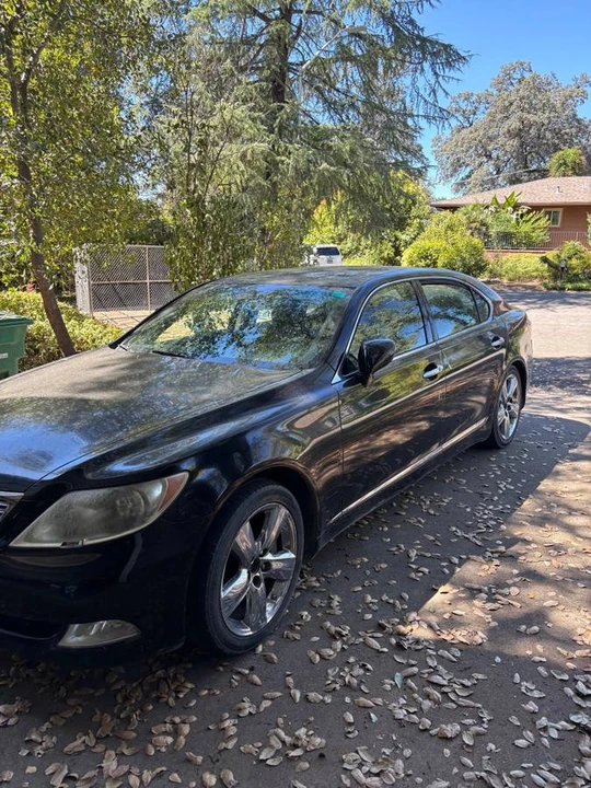 2007 Lexus LS 4th Gen - Image 3 of 13