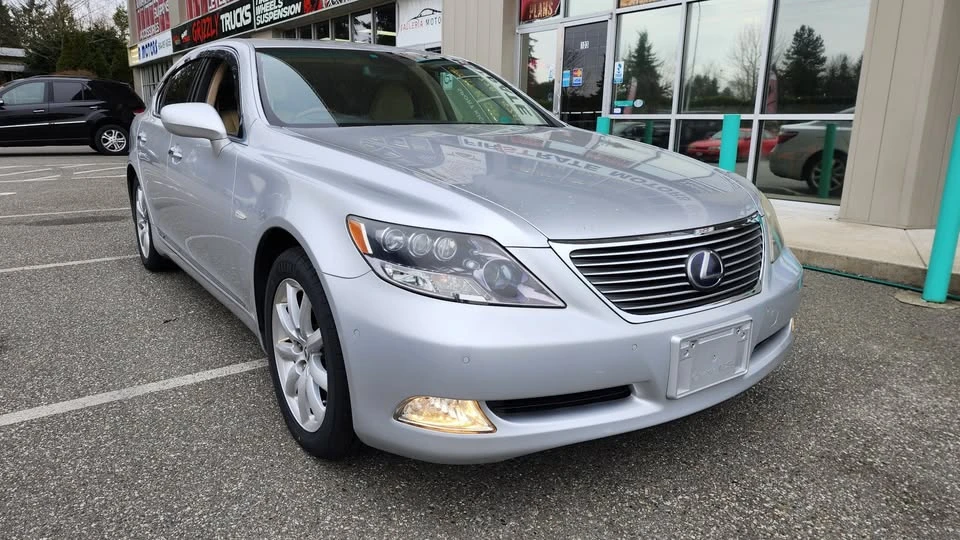 2007 Lexus LS 4th Gen - Image 2 of 20