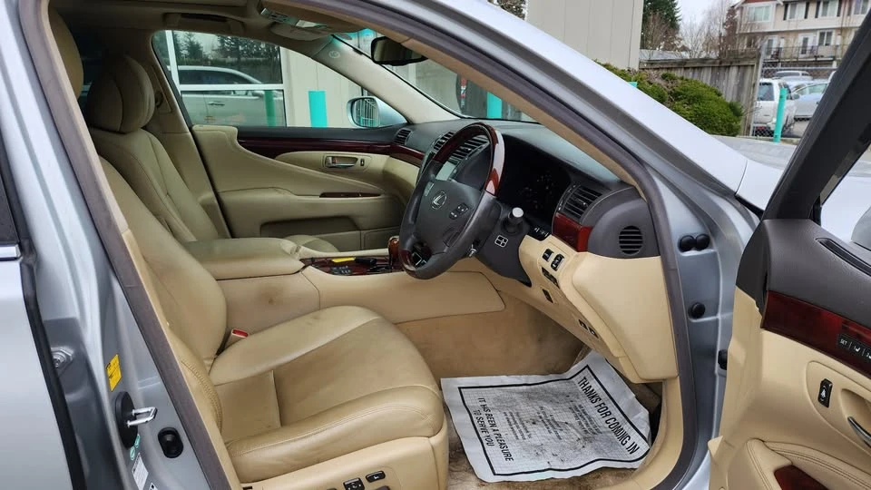 2007 Lexus LS 4th Gen - Image 10 of 20