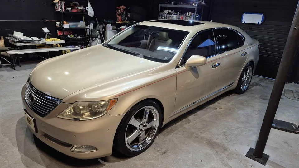 2007 Lexus LS 4th Gen - Image 2 of 19