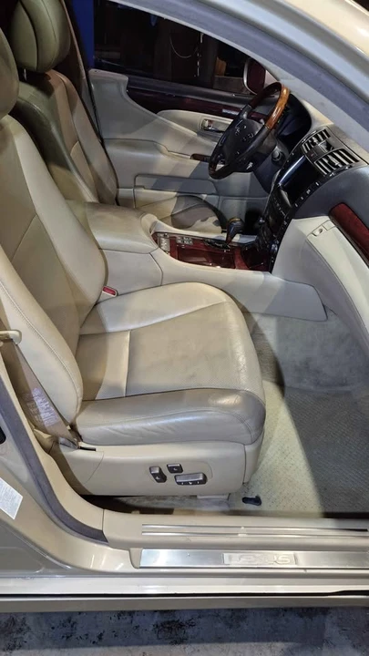 2007 Lexus LS 4th Gen - Image 8 of 19