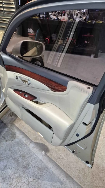 2007 Lexus LS 4th Gen - Image 15 of 19