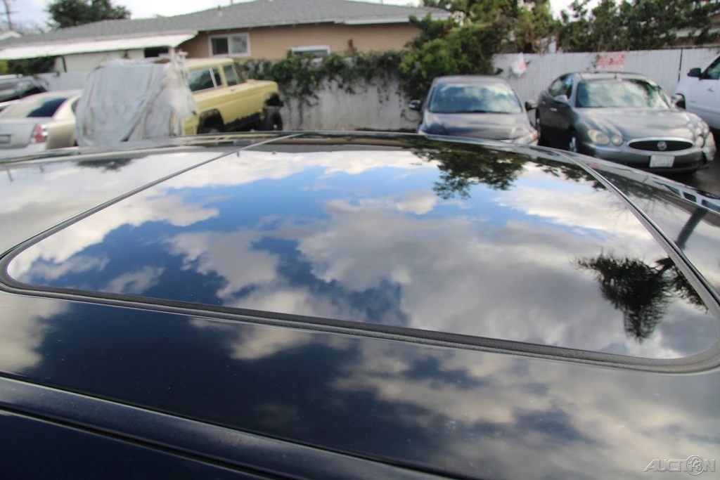 2007 Lexus LS 4th Gen - Image 12 of 21