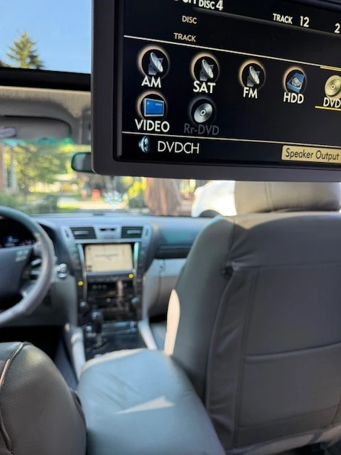 2007 Lexus LS 4th Gen - Image 10 of 21