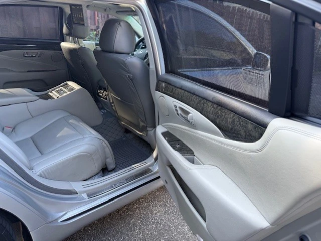 2007 Lexus LS 4th Gen - Image 20 of 21